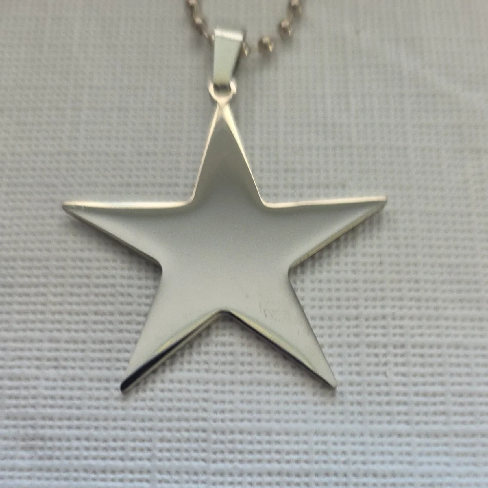 Silver Star Pendant Necklace